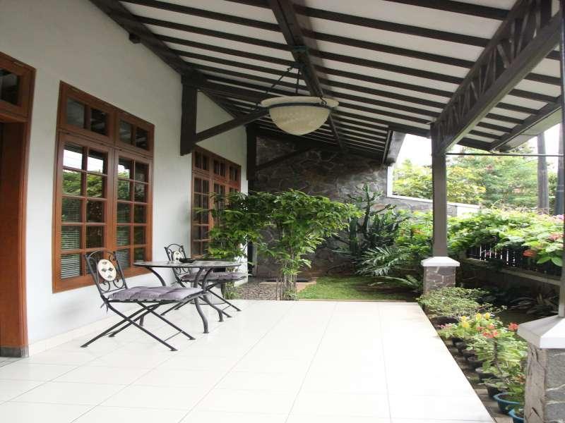 Bed And Breakfast Tomang Jakarta Eksteriør bilde